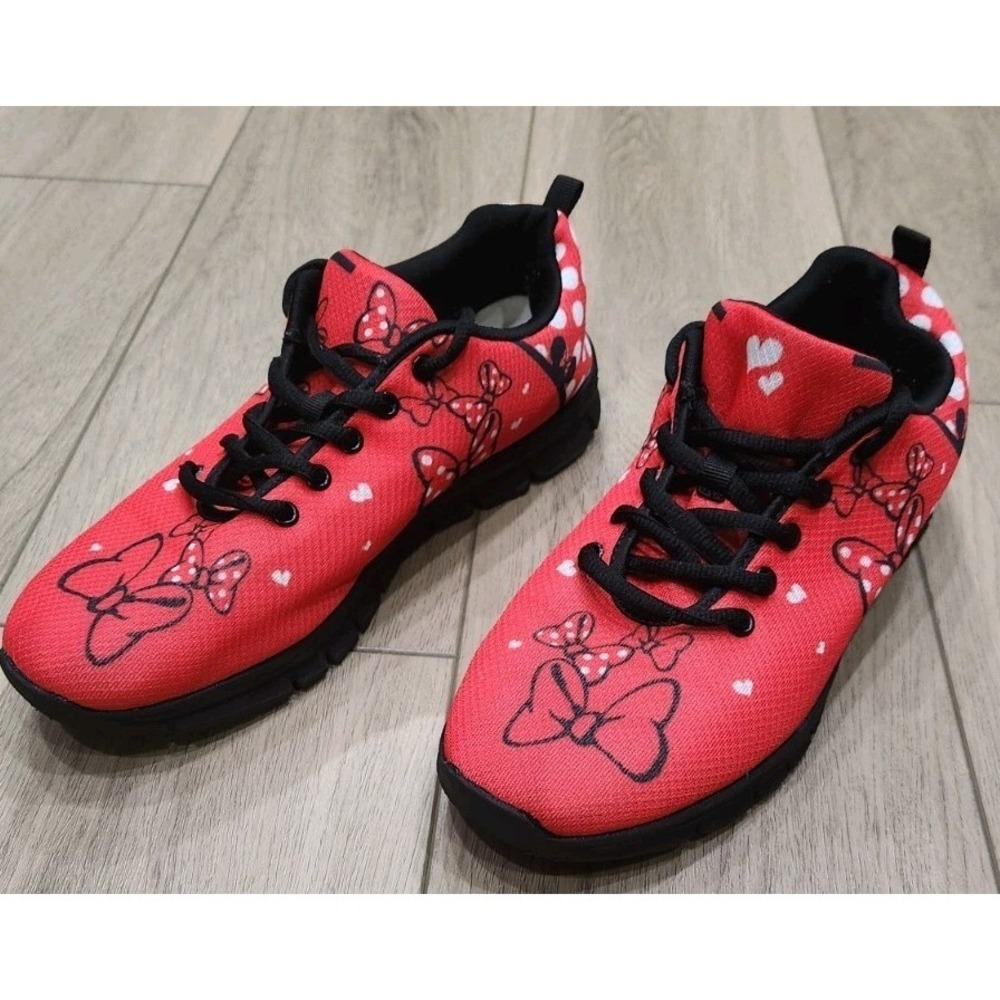Dots And Bows Red Sneakers Athletic Shoes Women's Size‎ 10, Men's Size 7.5